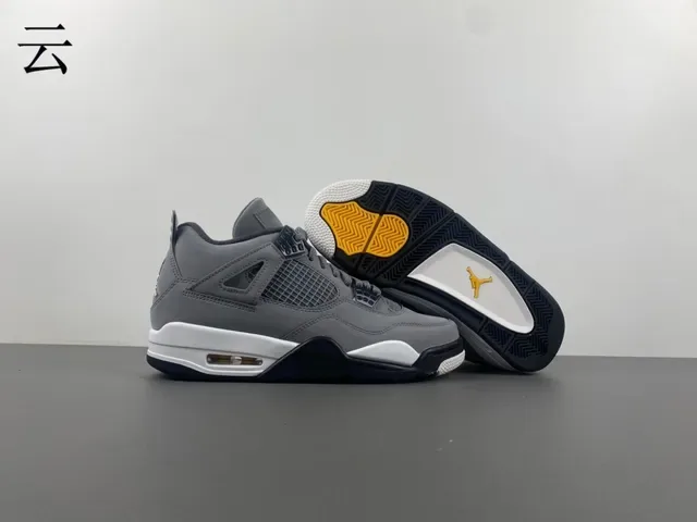 Air Jordan 4 رمادي أبيض أسود أحذية كرة السلة 12
