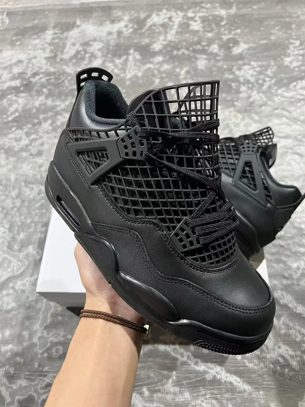 Air Jordan 4 মনোক্রোম কালো বাস্কেটবল জুতো 2