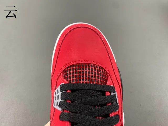 حذاء كرة السلة Air Jordan 4 أحمر أسود أبيض 7