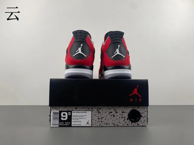 حذاء كرة السلة Air Jordan 4 أحمر أسود أبيض 16