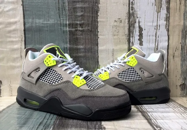 Air Jordan 4 Retro Gray Volt أحذية كرة السلة 4
