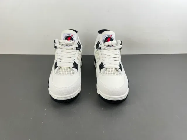 Air Jordan 4 أبيض أسود أحذية كرة السلة 11