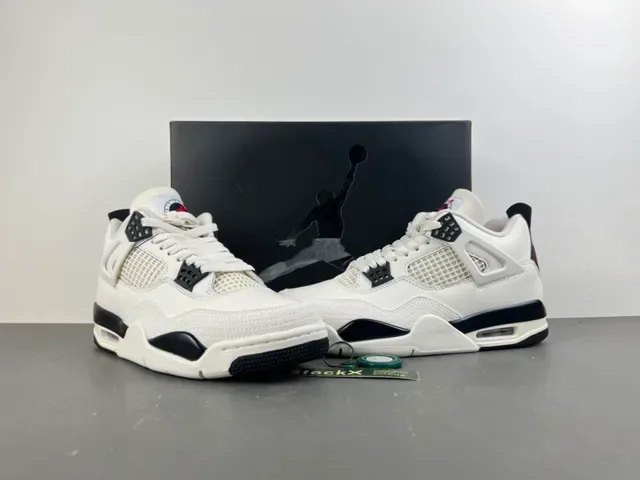 Air Jordan 4 أبيض أسود أحذية كرة السلة 13