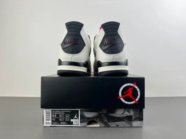 Air Jordan 4 أبيض أسود أحذية كرة السلة 17
