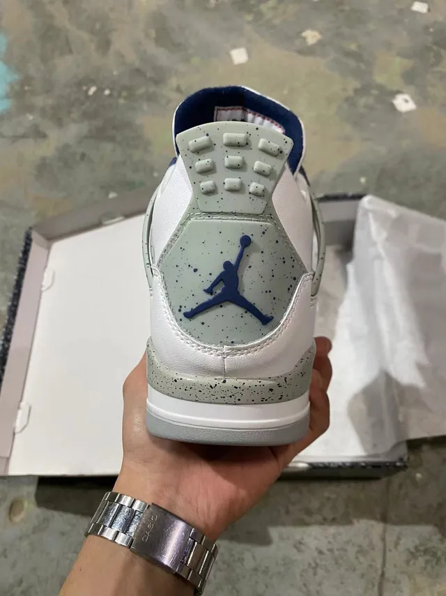 Air Jordan 4 حذاء كرة السلة أبيض وكحلي منقط 6