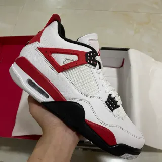 Air Jordan 4 白红黑篮球鞋