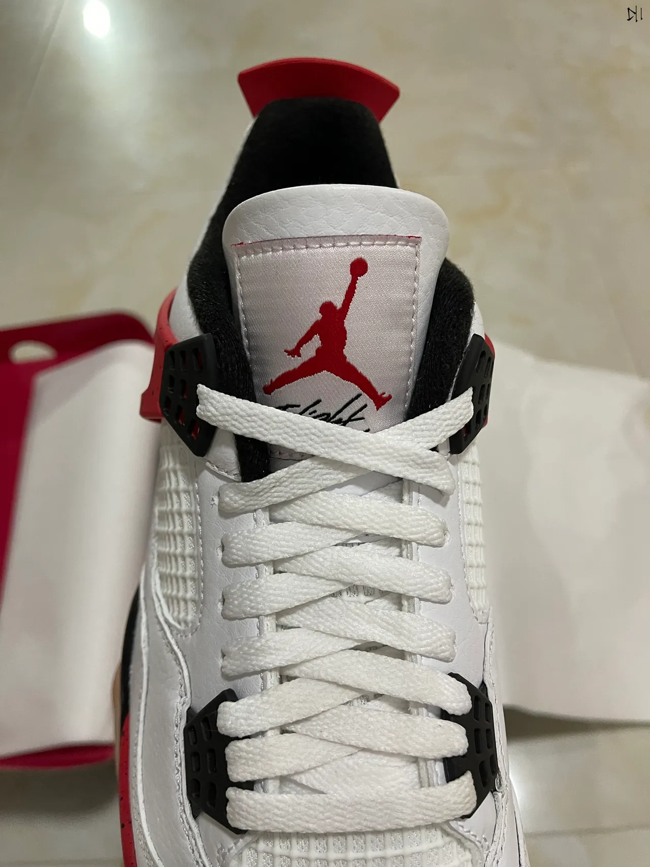 Air Jordan 4 सादा लाल कालो बास्केटबल जुतो 4