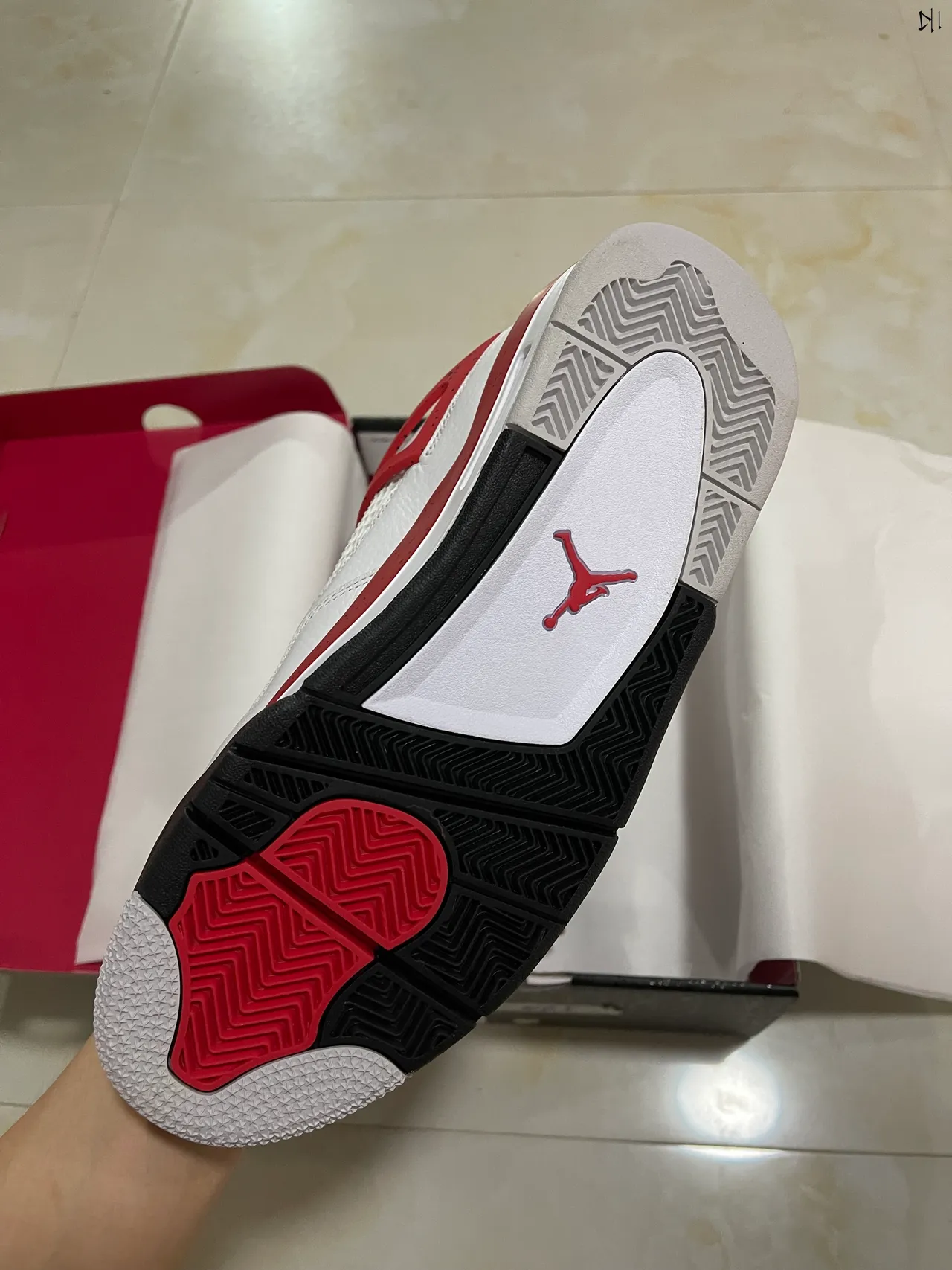 Air Jordan 4 सादा लाल कालो बास्केटबल जुतो 6