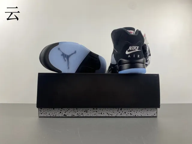 Tênis de basquete Air Jordan 5 preto azul claro cimento 17
