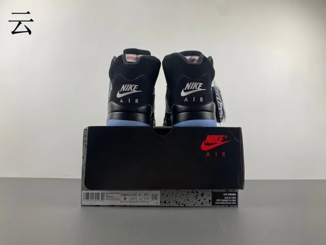 Tênis de basquete Air Jordan 5 preto azul claro cimento 18