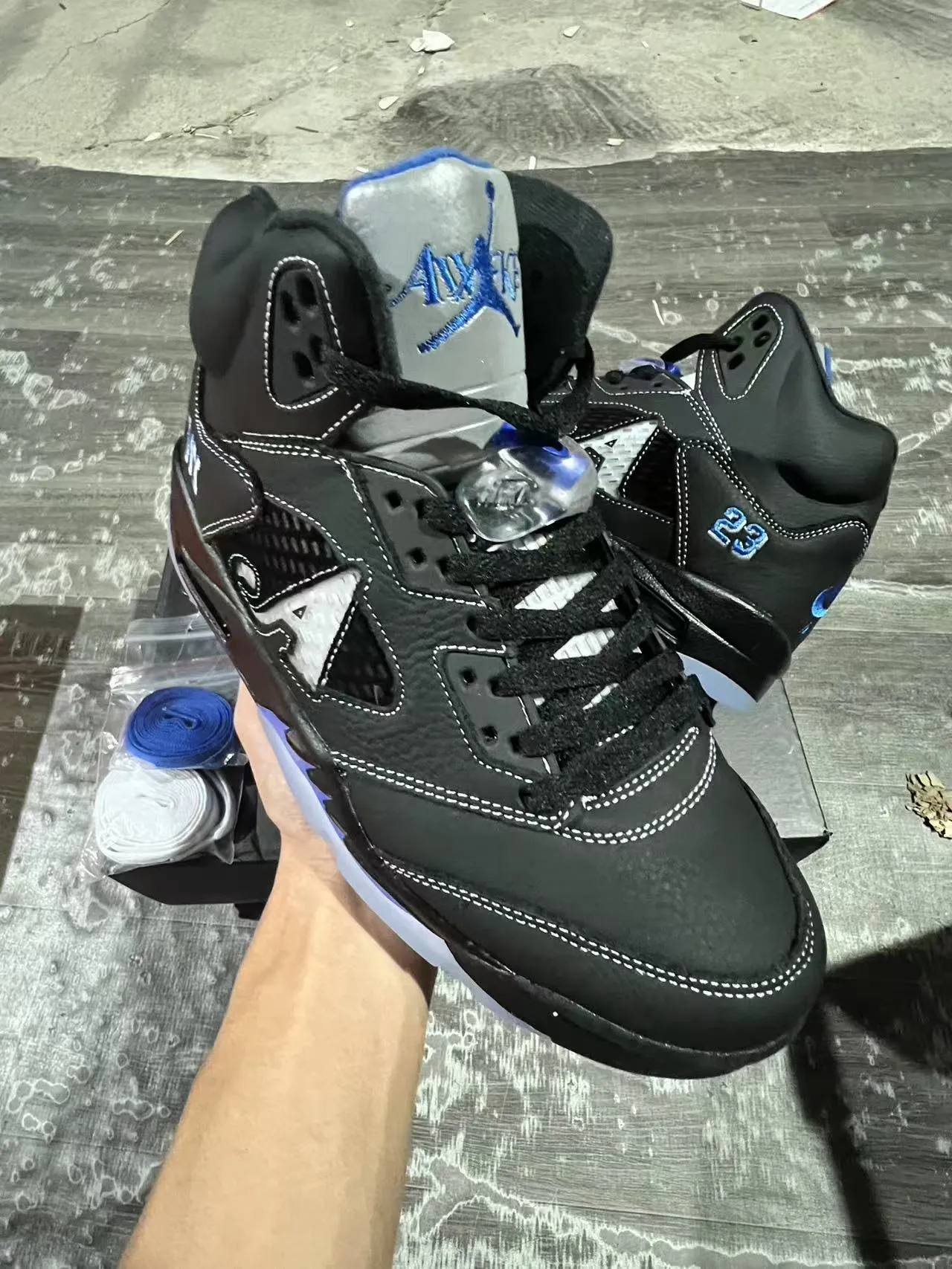 Air Jordan 5 黑色皇家蓝 NY 篮球鞋 2