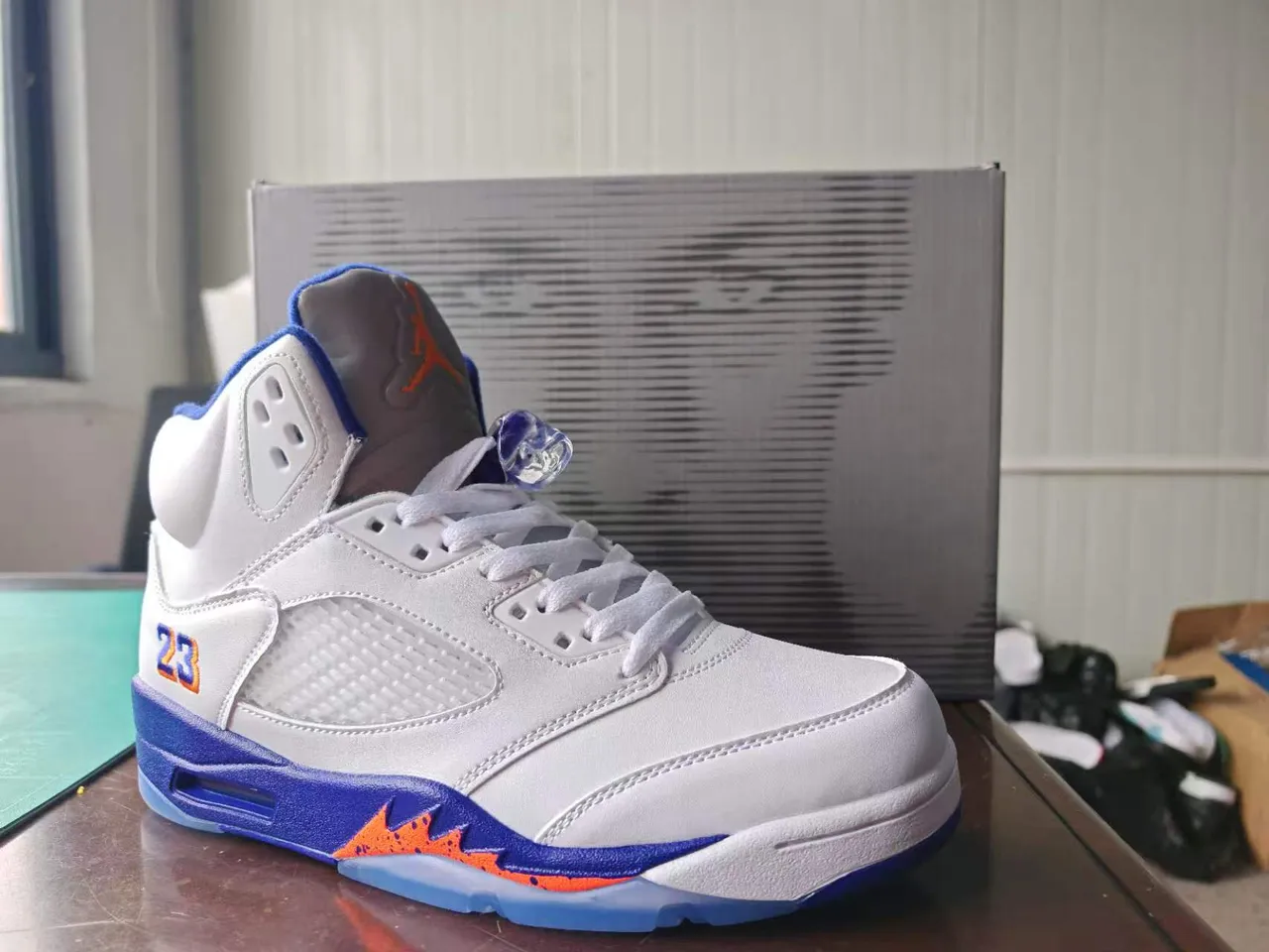 Zapatillas de baloncesto Air Jordan 5 blanco azul real naranja 6