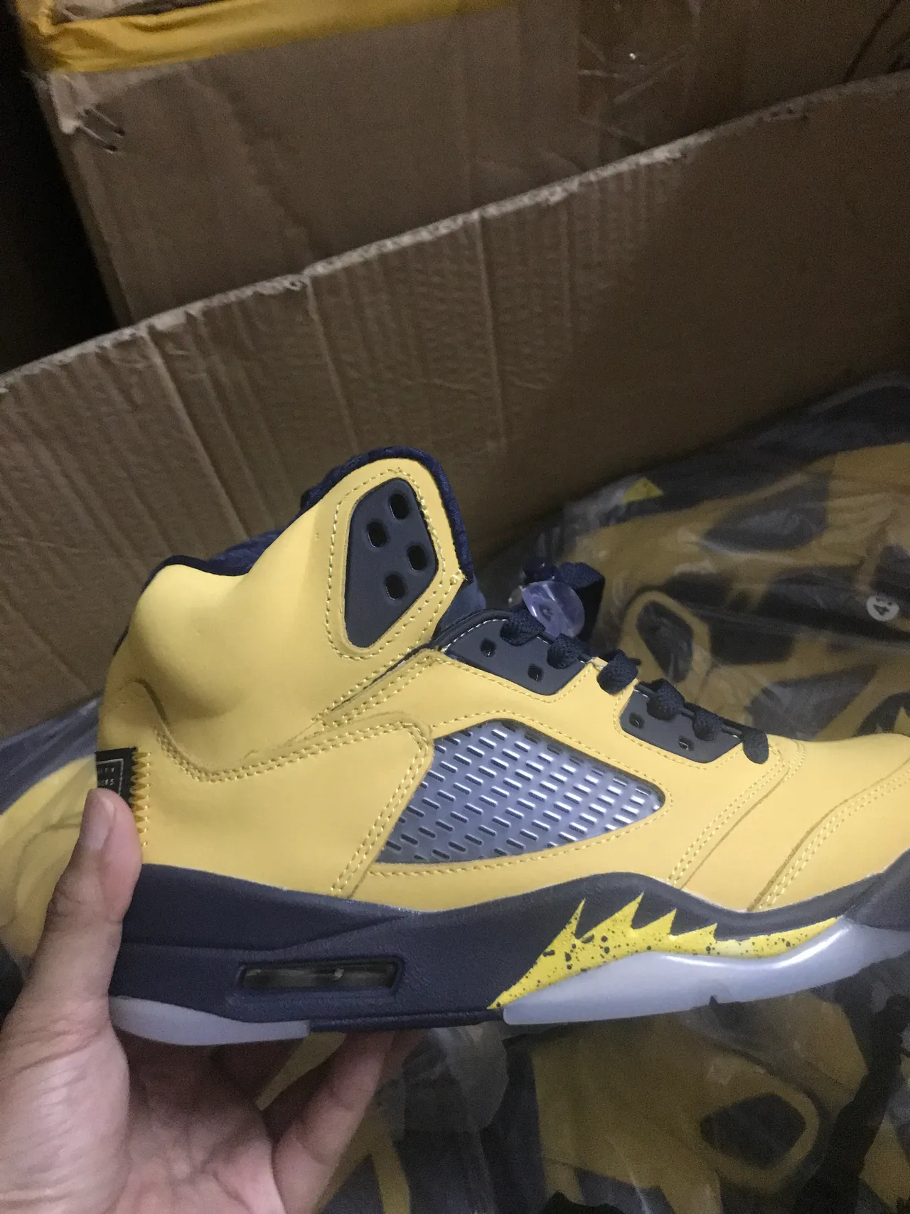 Air Jordan 5 Jaune Marine chaussures de basketball 6