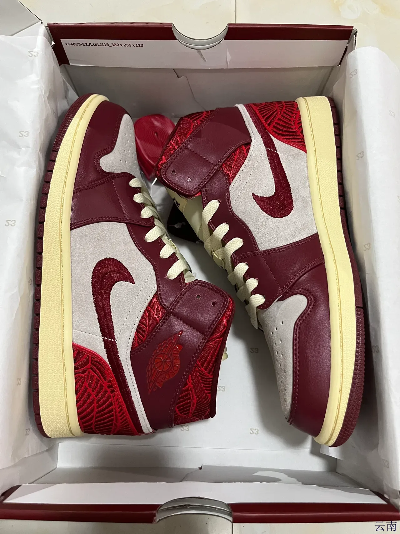 Air Jordan بورجوندي بيج عالية الارتفاع مطرزة تغطية نسيجية أحذية كرة السلة 8