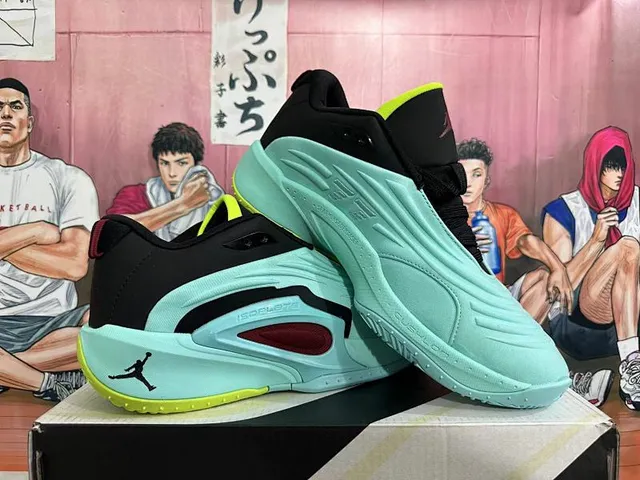 Air Jordan Tatum 1 Lake Green Basketball Shoes 2
