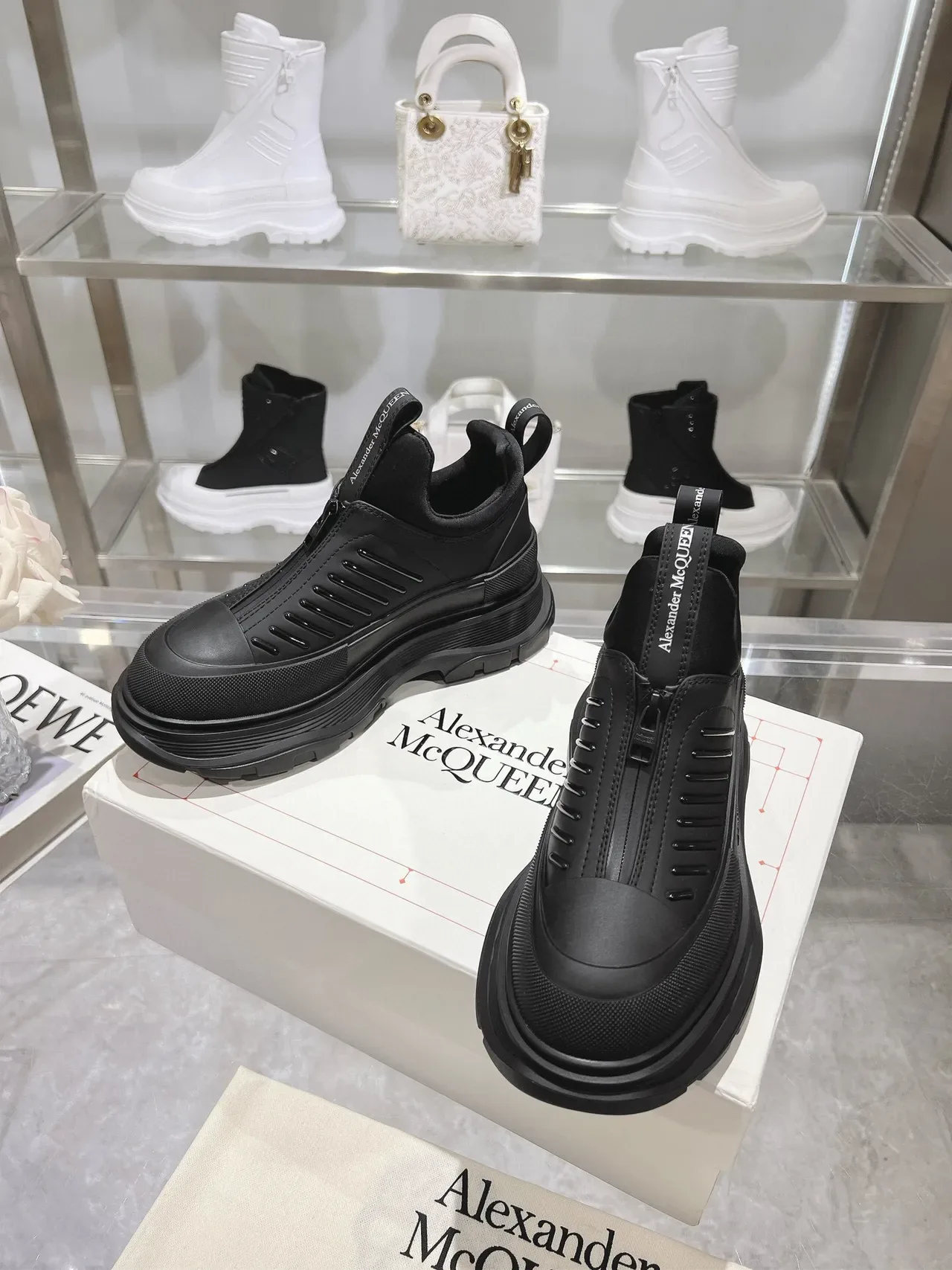 Alexander McQueen Oversized Sneaker Black Chunky Sneakers 5