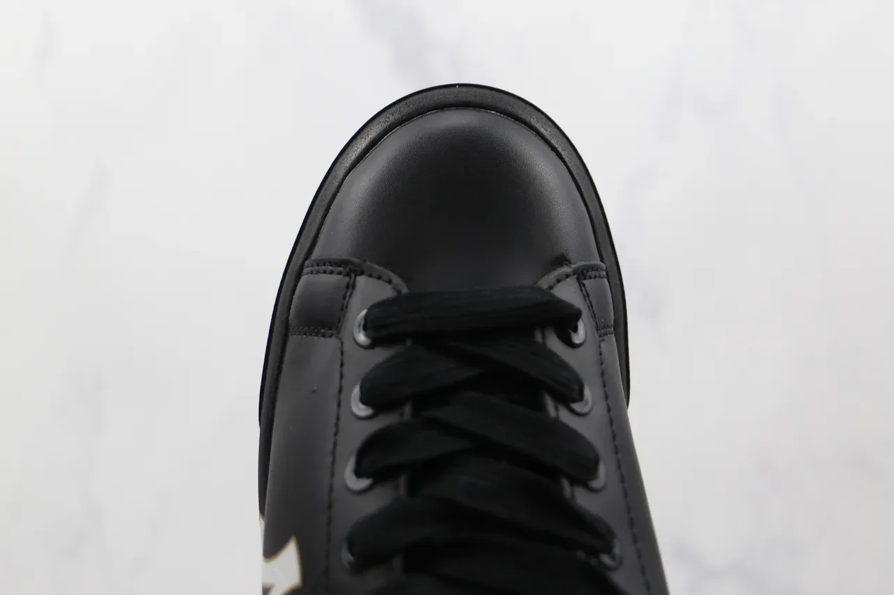 Alexander McQueen 超大码运动鞋 黑白银 NY Logo 生活方式运动鞋 5