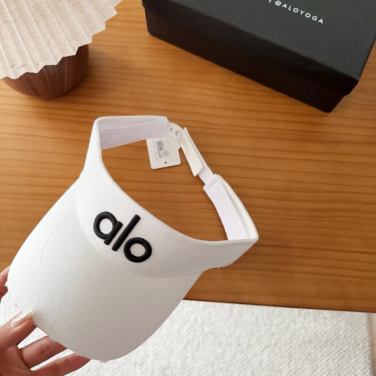 Casquette de baseball Alo blanc et noir à logo brodé minimaliste 7