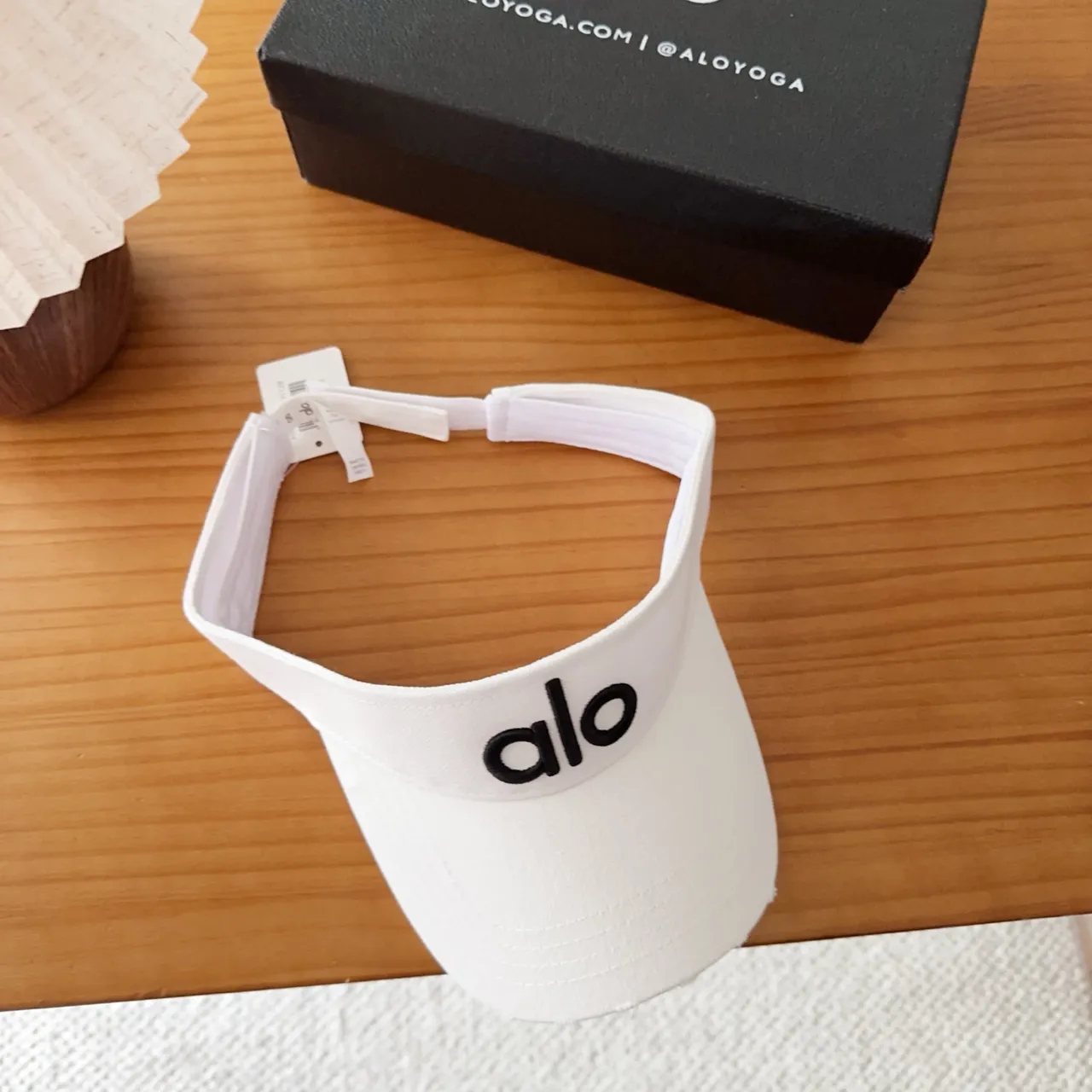 Casquette de baseball Alo blanc et noir à logo brodé minimaliste 8