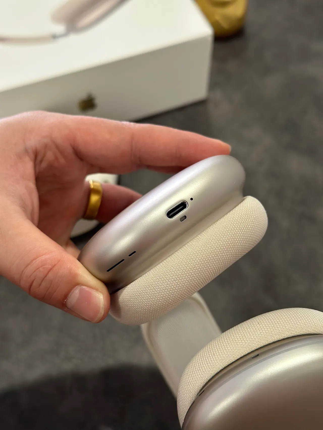 Apple AirPods Max Off-White Auriculares over-ear 11