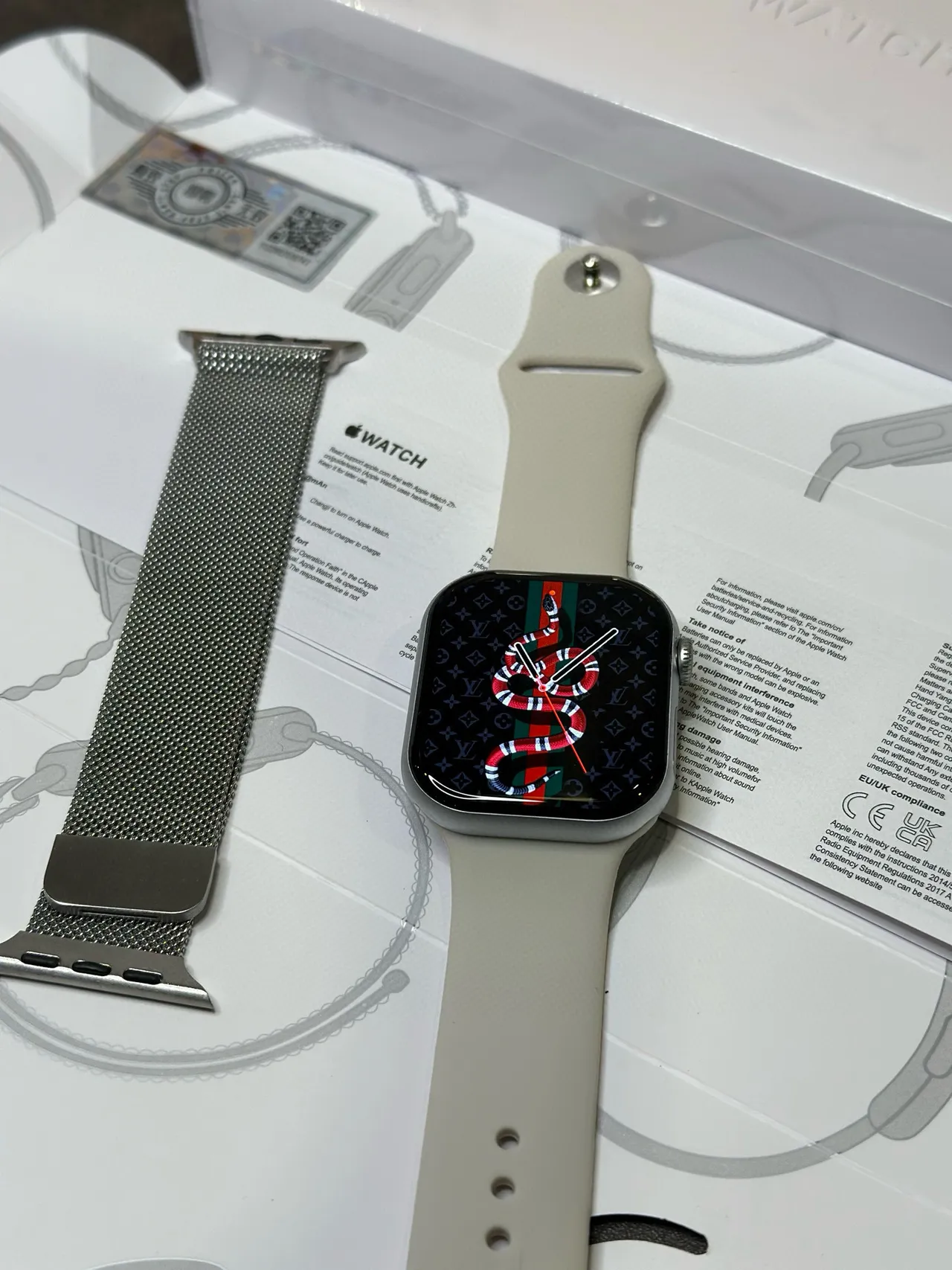 Apple 银色米色方边不锈钢表壳 定制 LV X Gucci Snake 表盘 运动手表 8