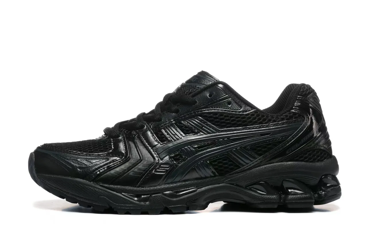 ASICS Gel-Kayano 黑色跑鞋 2