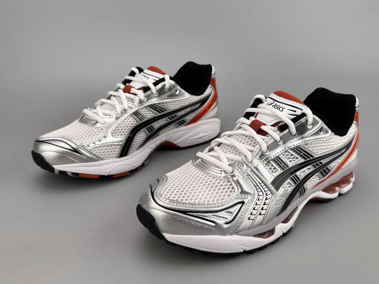 ASICS Gel-Kayano argent noir orange chaussures de course 7