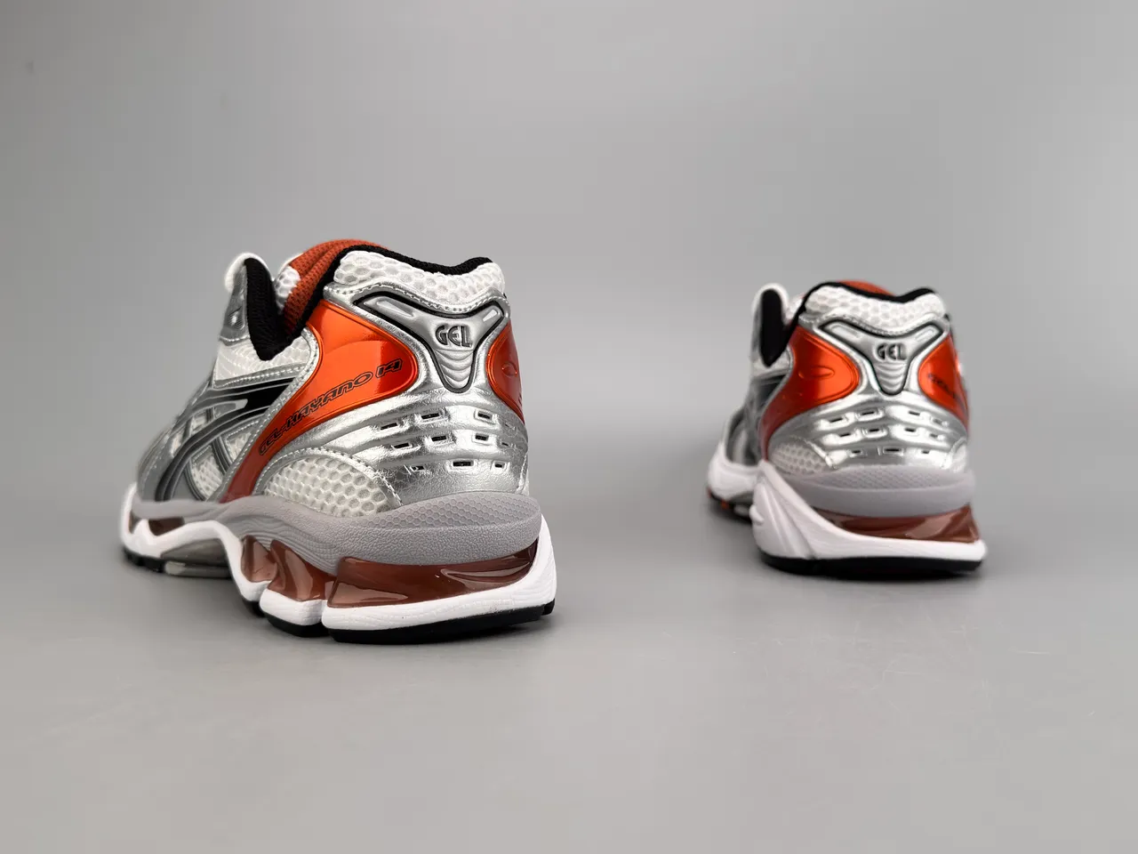 ASICS Gel-Kayano argent noir orange chaussures de course 8