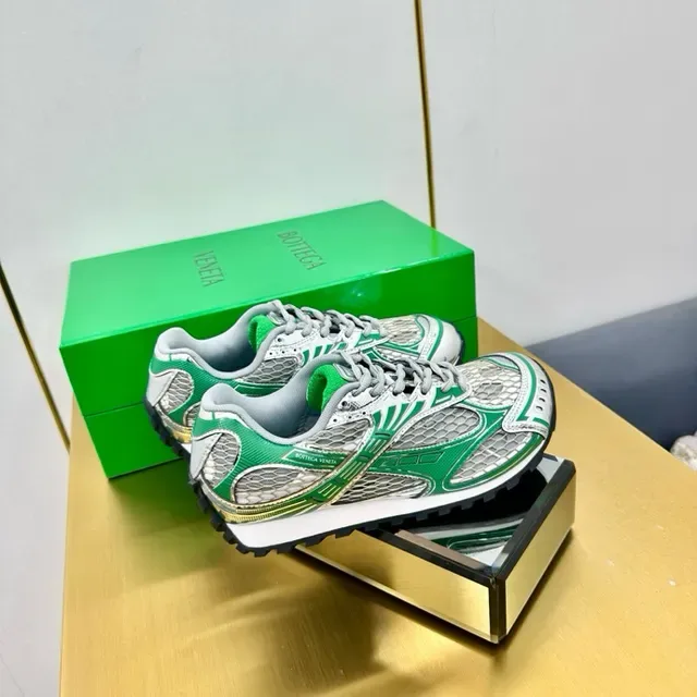 ASICS 绿银 网面鞋面 合成材料 笼式覆盖层 生活方式运动鞋 3