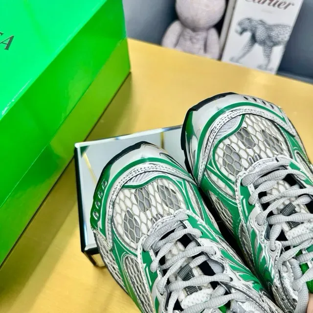 ASICS 绿银 网面鞋面 合成材料 笼式覆盖层 生活方式运动鞋 4