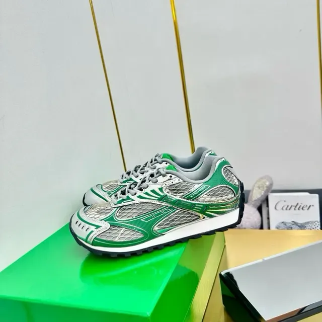 ASICS 绿银 网面鞋面 合成材料 笼式覆盖层 生活方式运动鞋 7