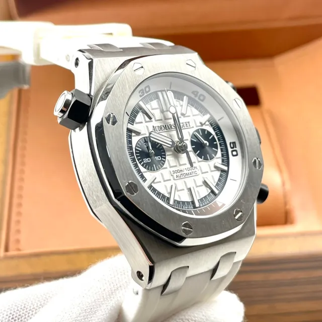 Audemars Piguet Royal Oak Offshore Chronograph 白色表盘 白色橡胶表带 机械腕表 2