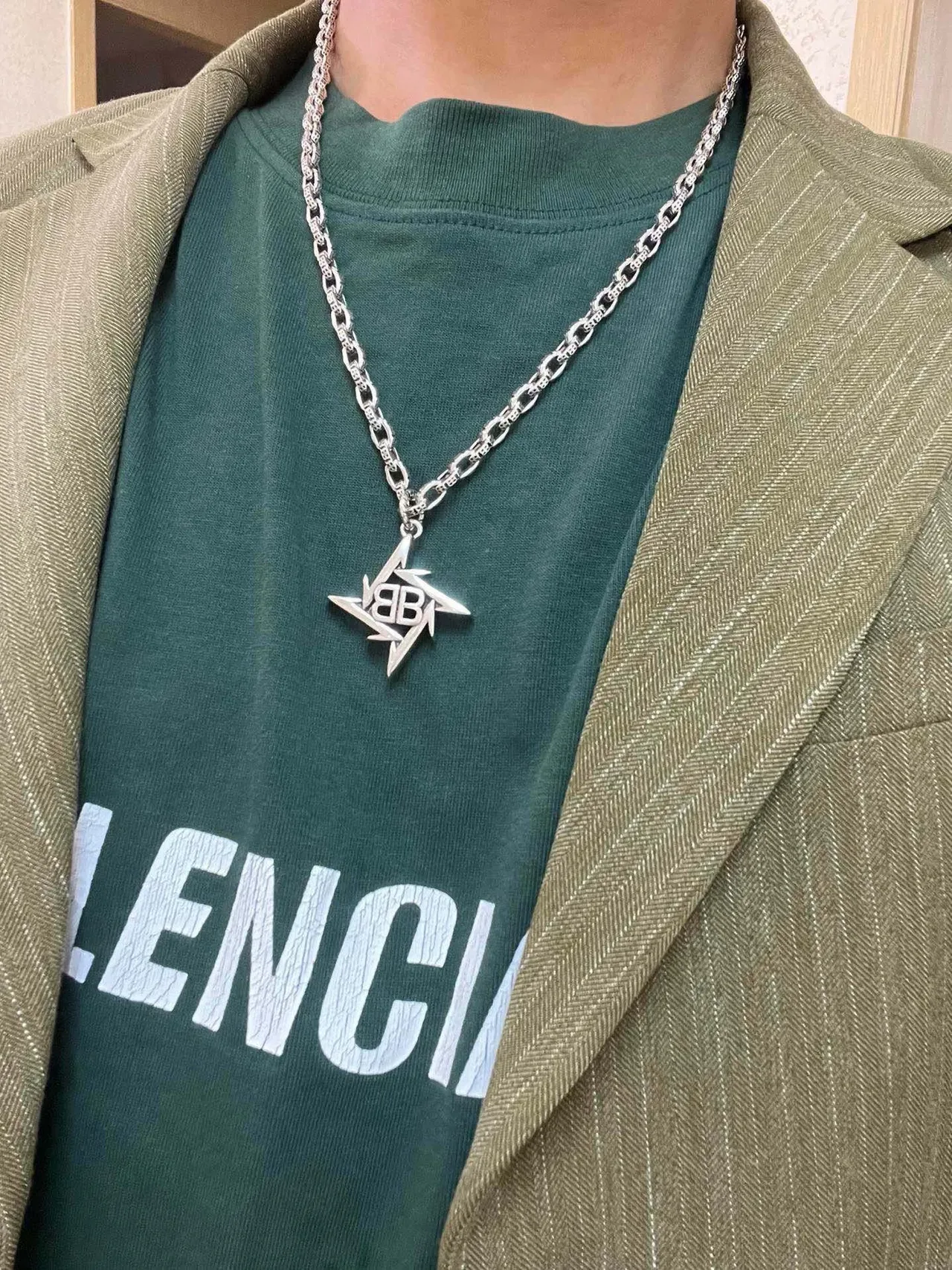 Collar Balenciaga BB Star Pendant Cadena Plata 5