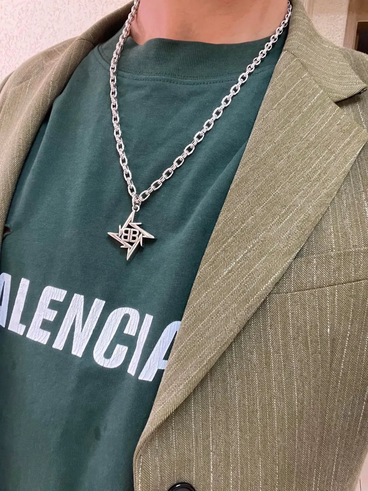 Collar Balenciaga BB Star Pendant Cadena Plata 8
