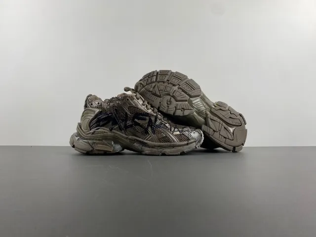 Balenciaga Beige Black Deconstructed Graffiti-Painted Chunky Sneakers 12