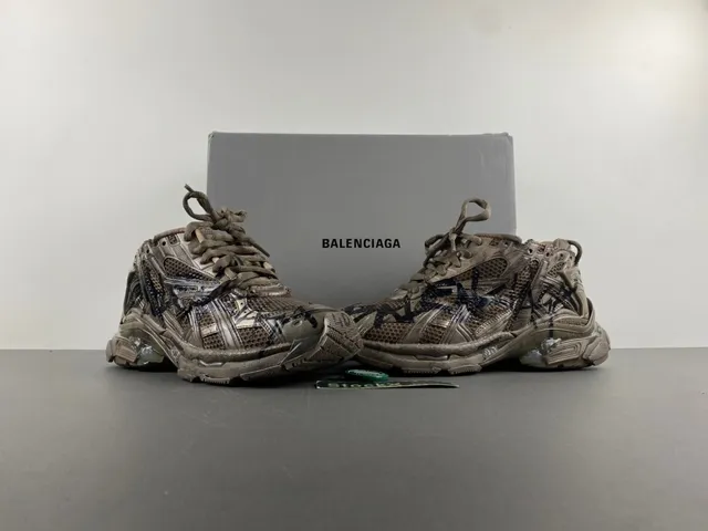 Balenciaga Beige Black Deconstructed Graffiti-Painted Chunky Sneakers 13