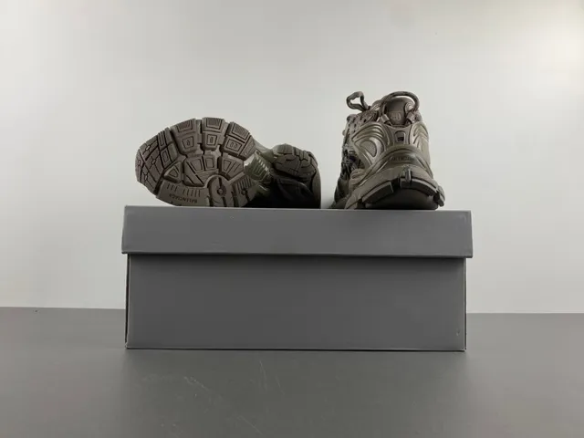 Balenciaga Beige Black Deconstructed Graffiti-Painted Chunky Sneakers 16