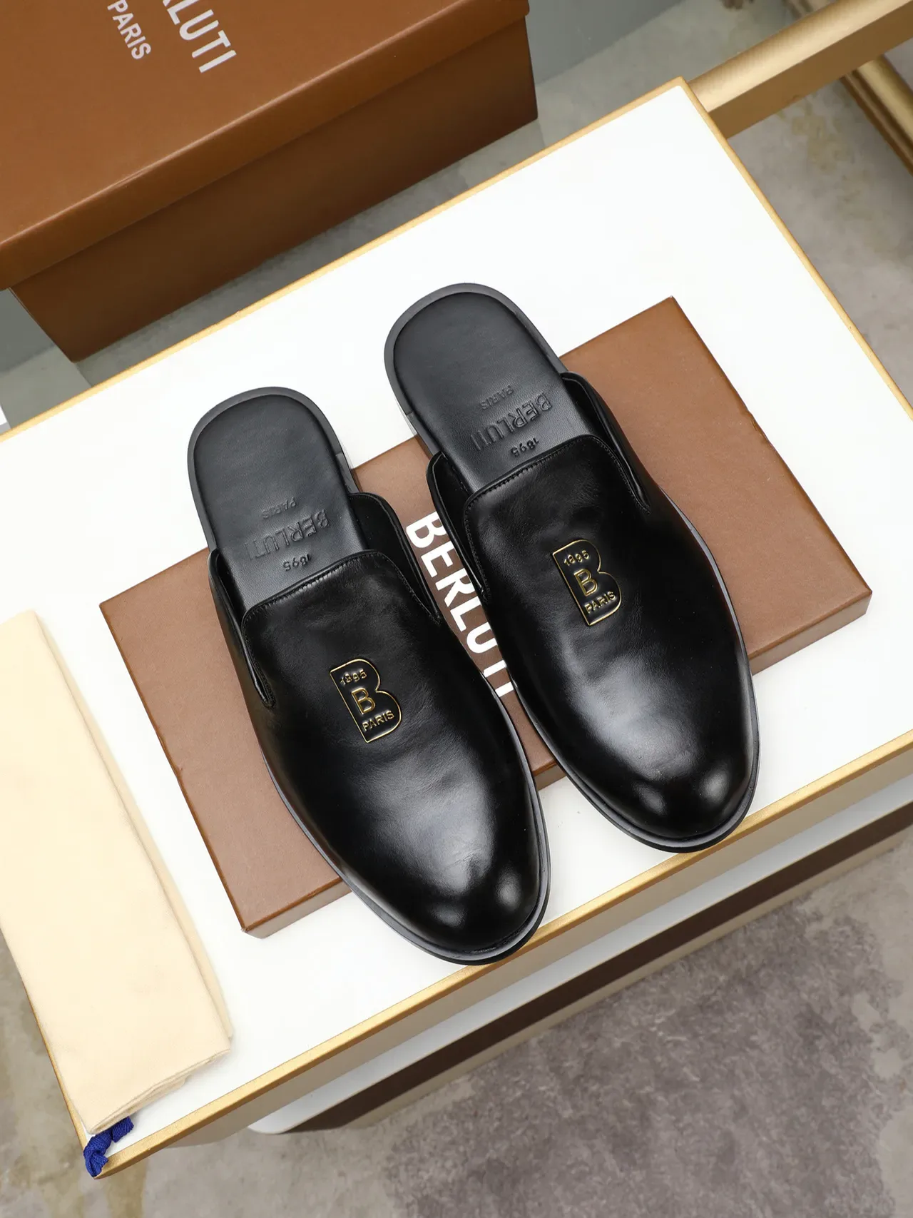 Balenciaga Black Brown Backless Slip-On Polished Leather Loafer 2