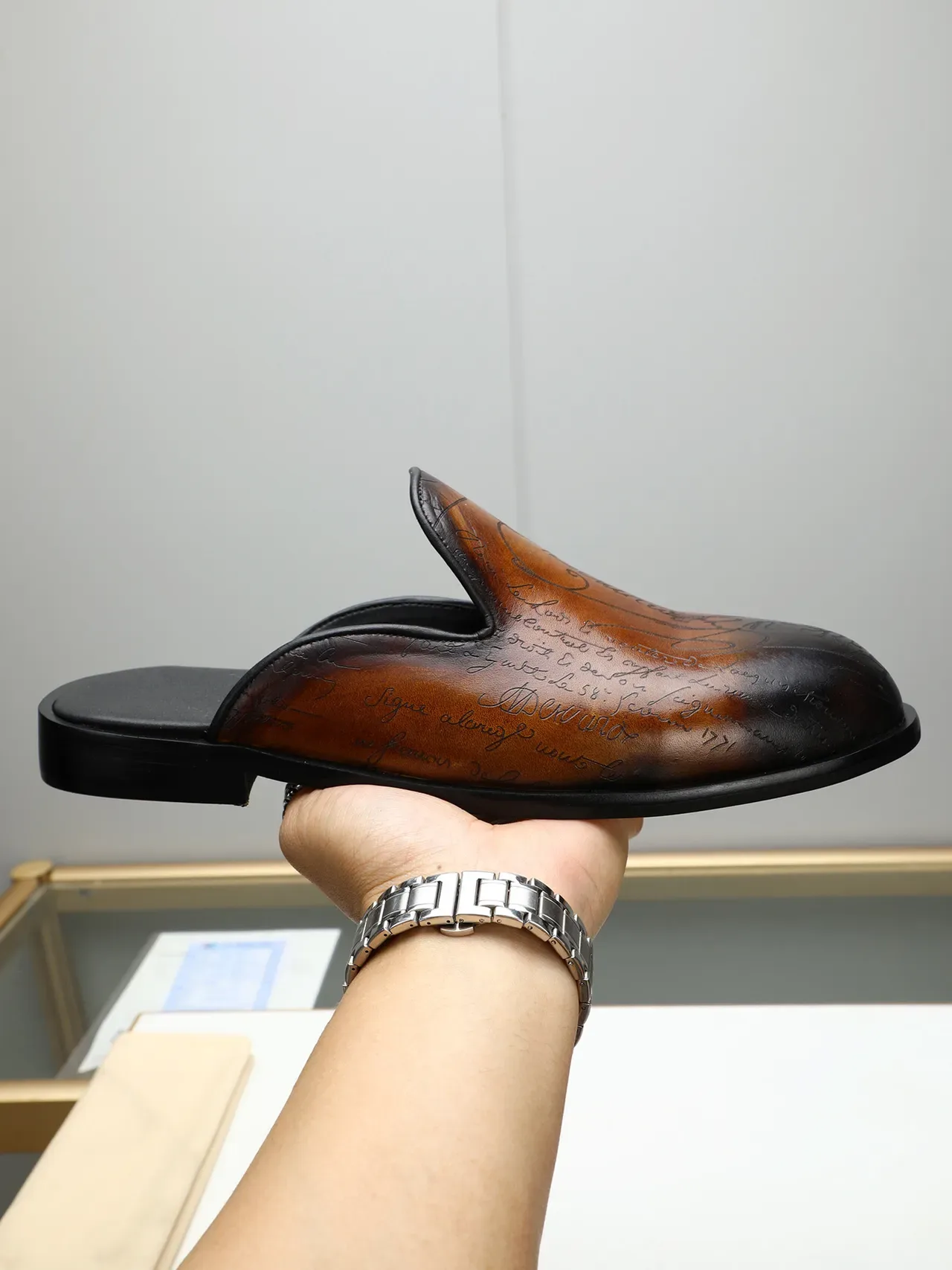 Balenciaga Black Brown Backless Slip-On Polished Leather Loafer 7