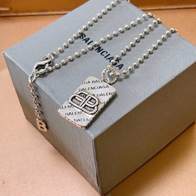 Balenciaga Collier Pendentif Plaque ID Chaîne à Billes 5