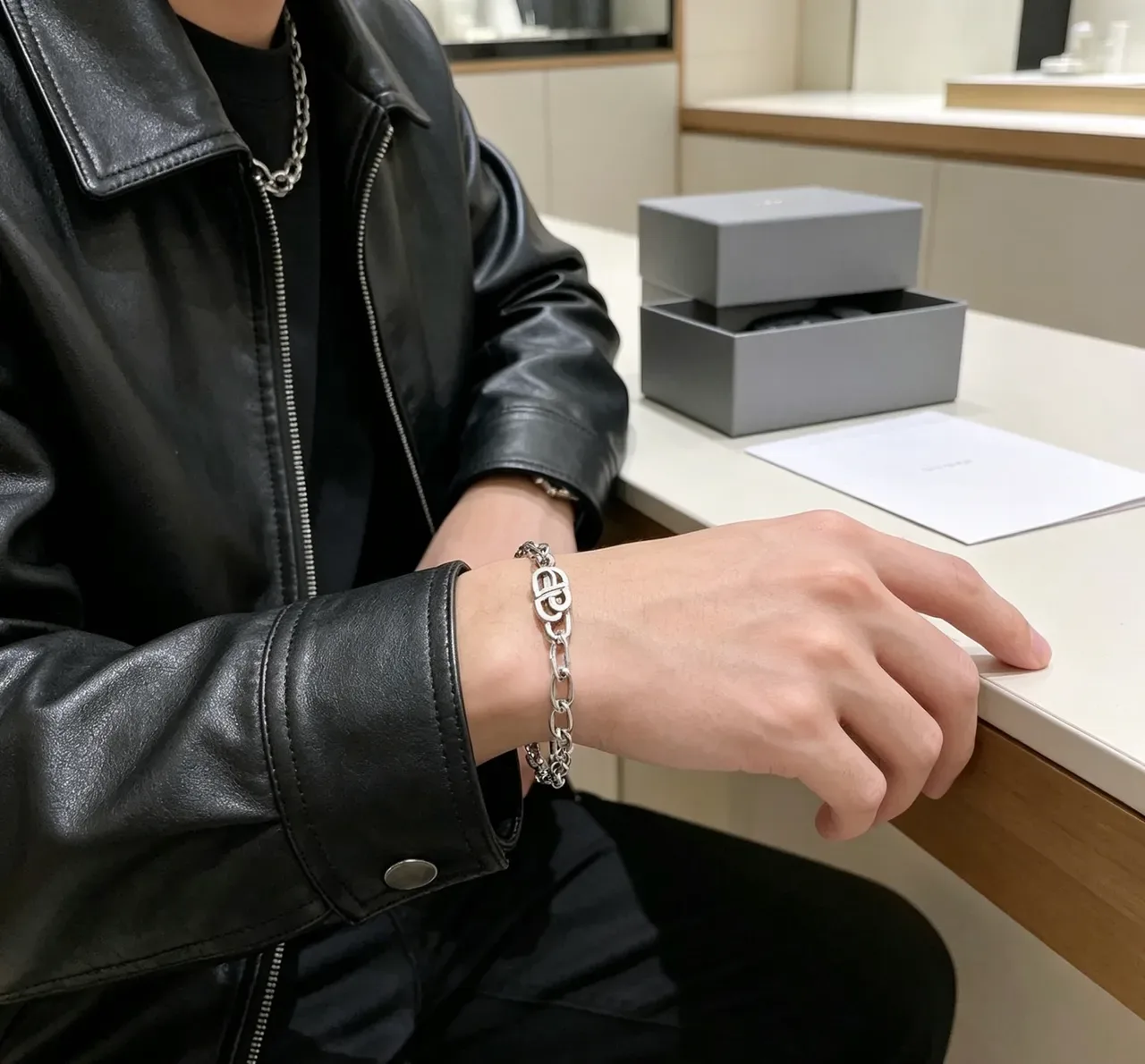 Balenciaga Logo Chain Bracelet Silver Metal Bracelet 2
