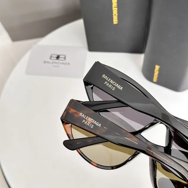 Balenciaga Narrow Cat-Eye Black Sunglasses 2