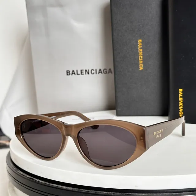 Balenciaga Narrow Cat-Eye Black Sunglasses 6