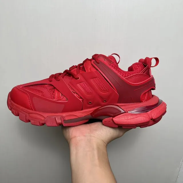 Balenciaga 红色单色多层笼式覆盖厚底运动鞋 2