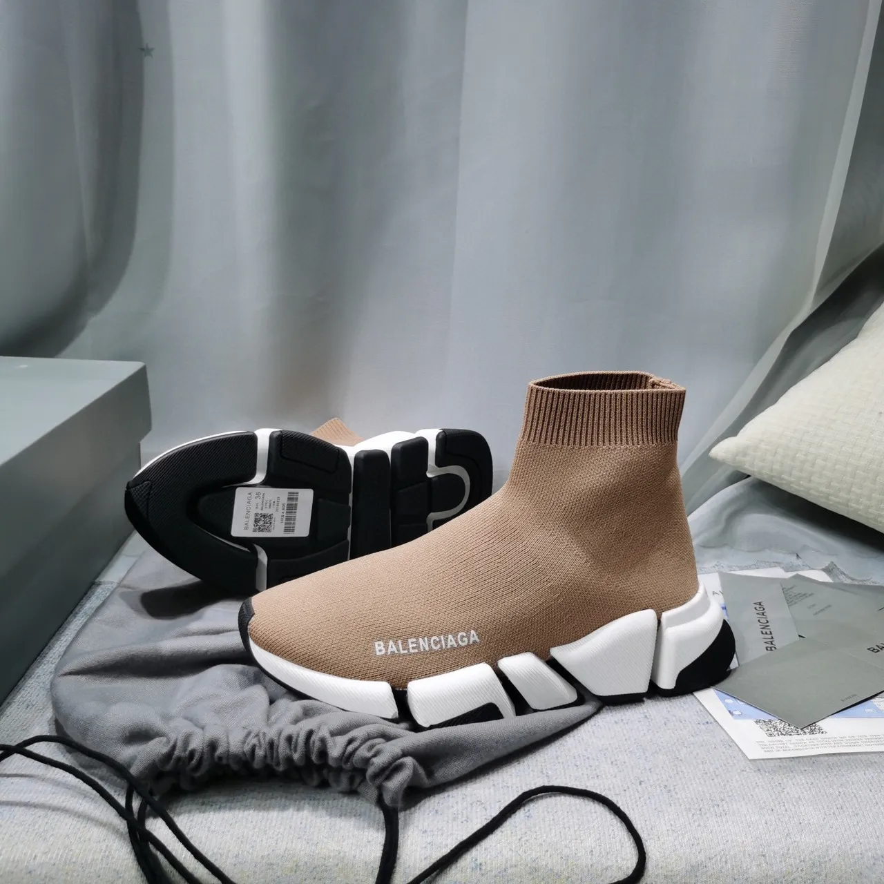 Balenciaga Speed Trainer Tênis Lifestyle Bege de Malha 4