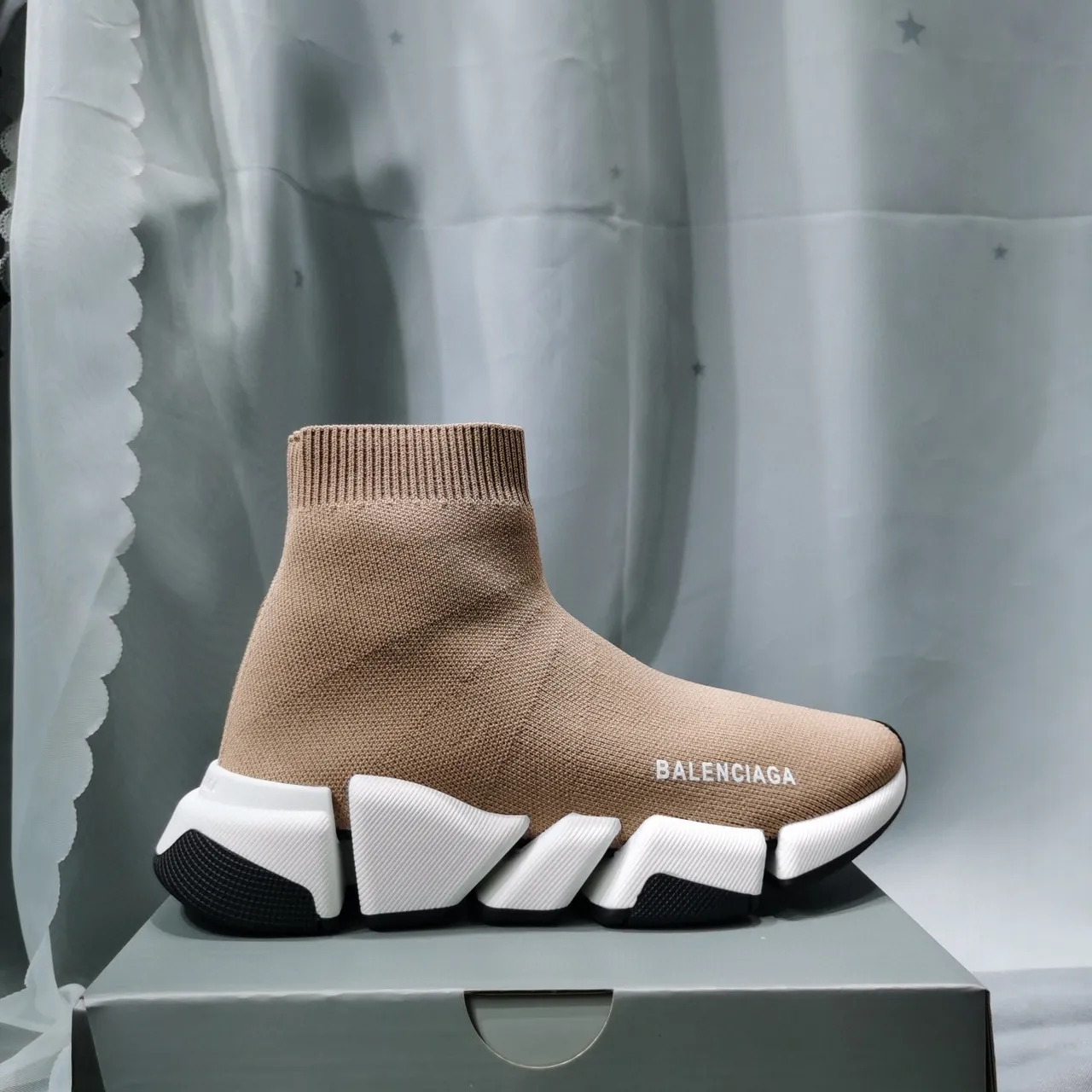 Balenciaga Speed Trainer Tênis Lifestyle Bege de Malha 6