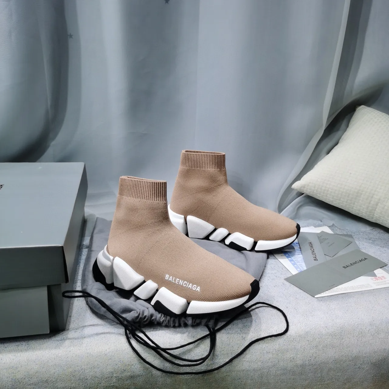 Balenciaga Speed Trainer Tênis Lifestyle Bege de Malha 9