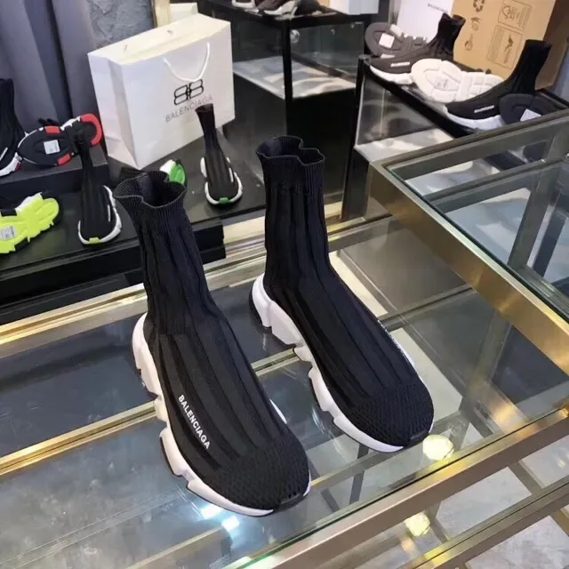 巴伦西亚加 Speed Trainer 黑白生活方式运动鞋 2