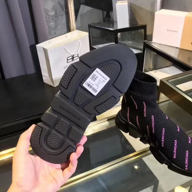 Balenciaga Speed Trainer काला गुलाबी सॉक-फिट निट अपर रिपीटिंग लोगो प्रिंट लाइफस्टाइल स्नीकर 3