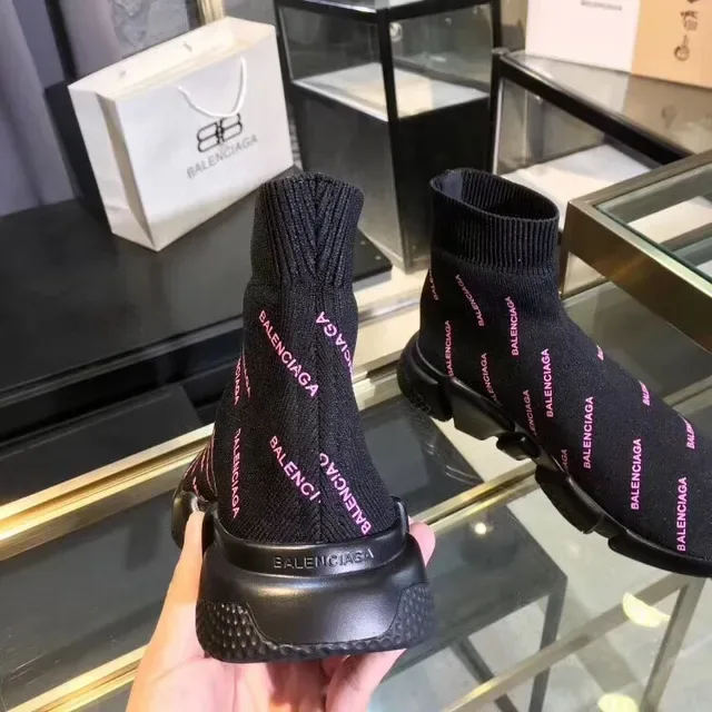 Balenciaga Speed Trainer काला गुलाबी सॉक-फिट निट अपर रिपीटिंग लोगो प्रिंट लाइफस्टाइल स्नीकर 4